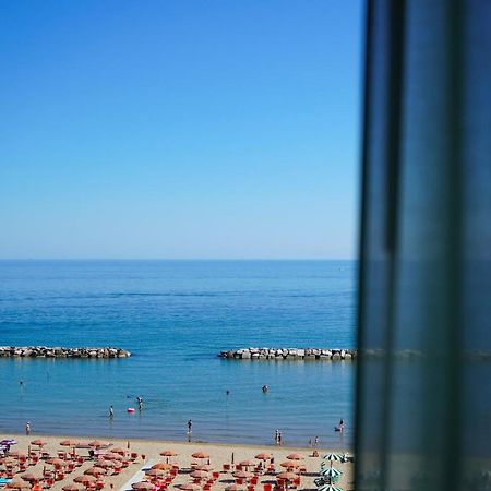 Hotel International Gabicce Mare Exterior foto